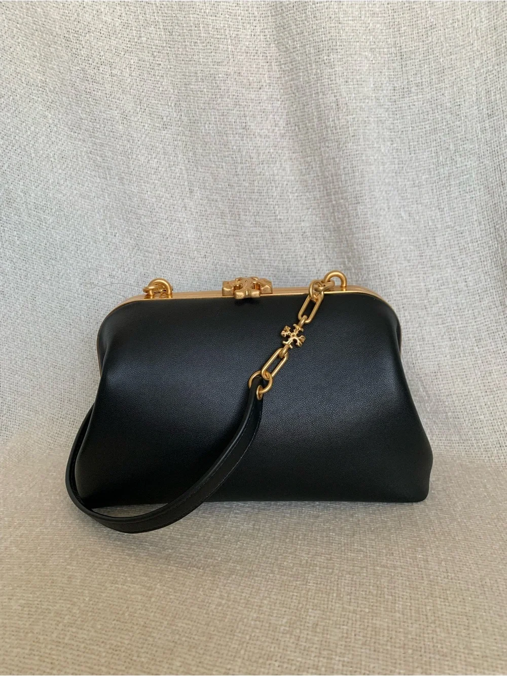 NEW Tory Burch Cleo Black Leather Small Kiss Lock Chain Handbag/Crossbody Bag